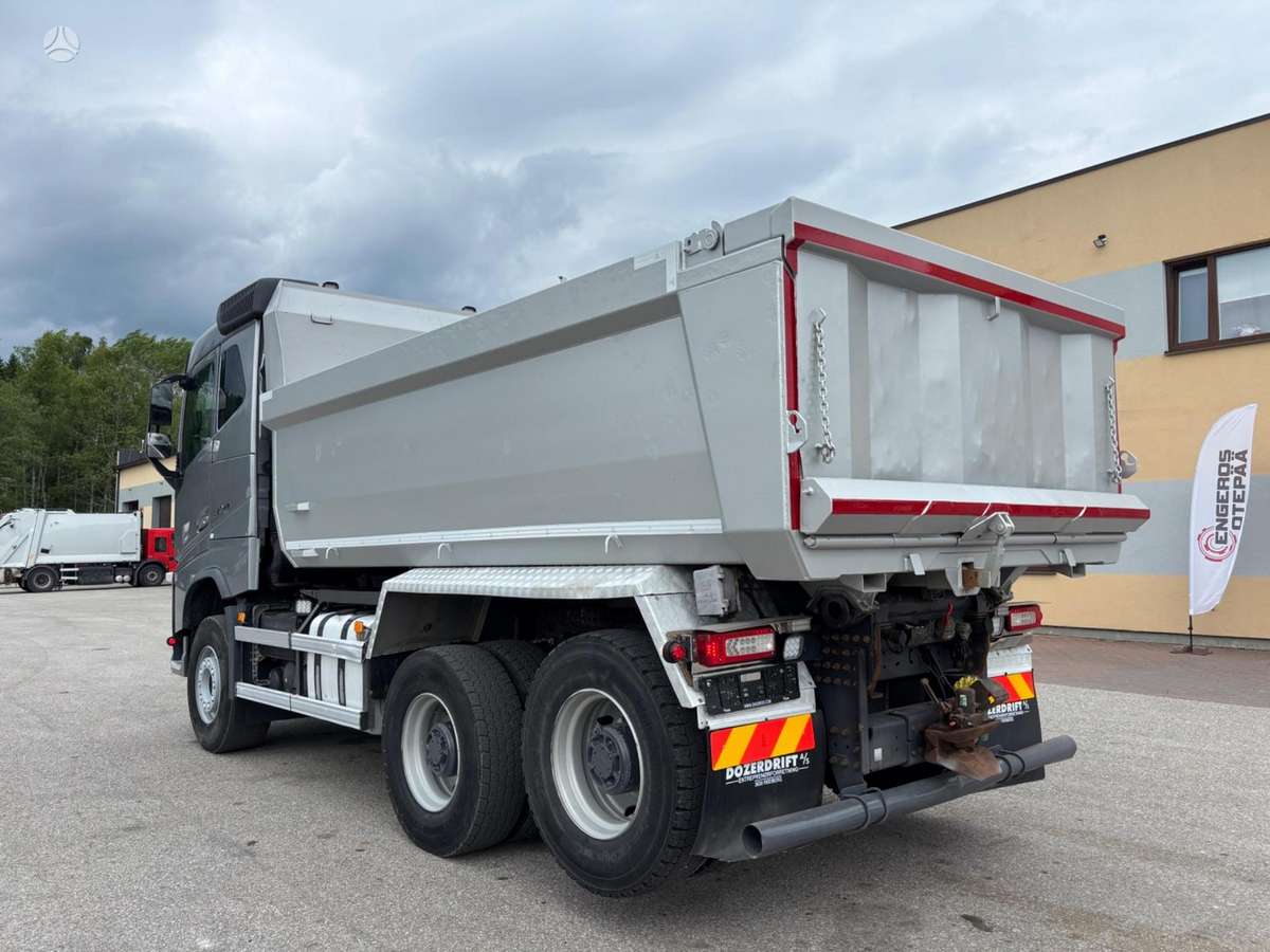 Volvo FH540, самосвалы