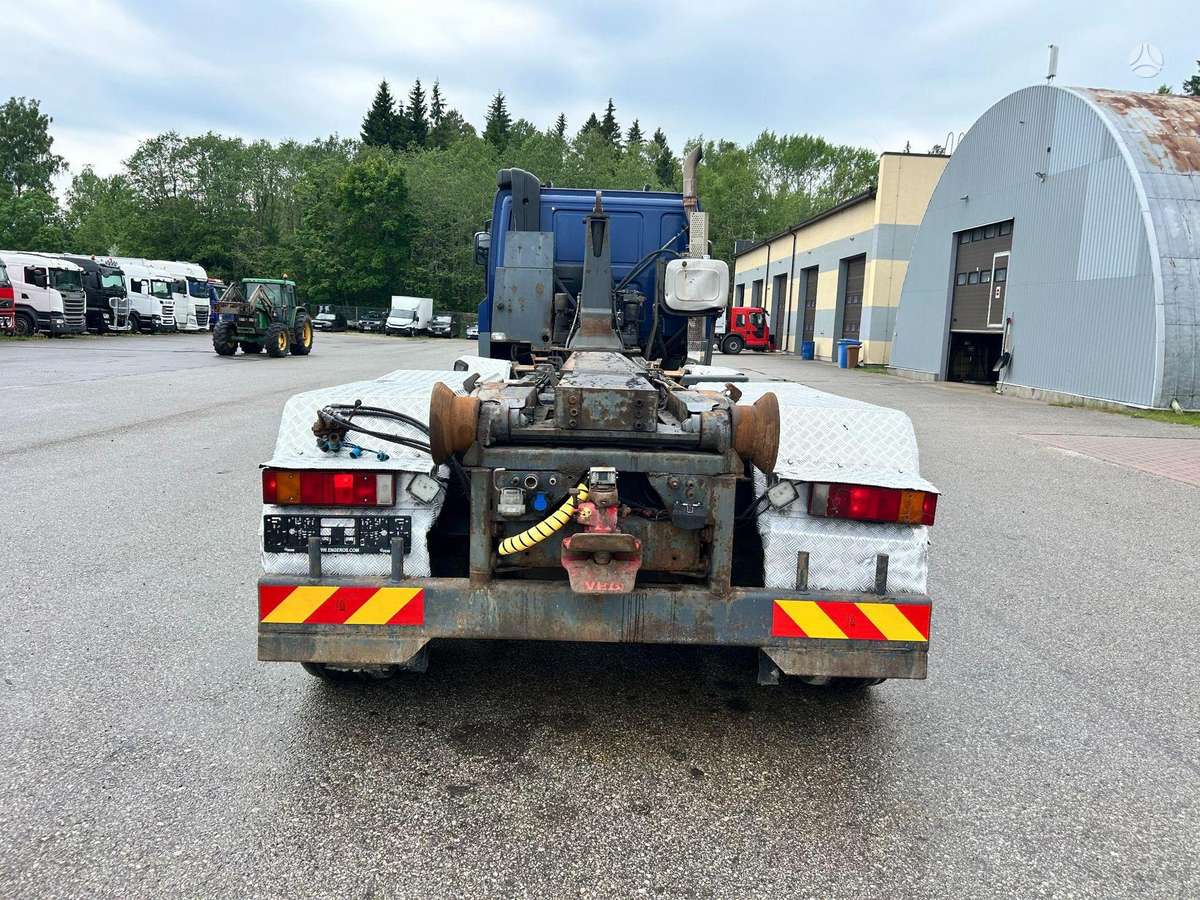 DAF CF85.410, hooklift trucks