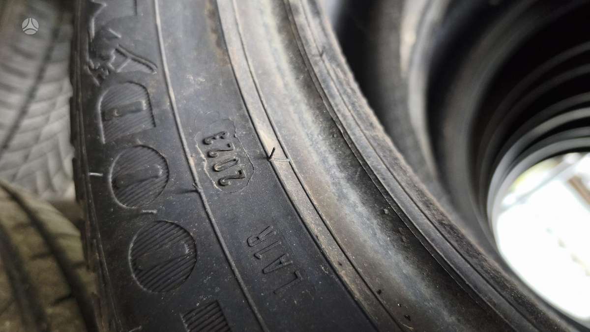 Goodyear Vector 4 season, всесезонные 235/50 R18
