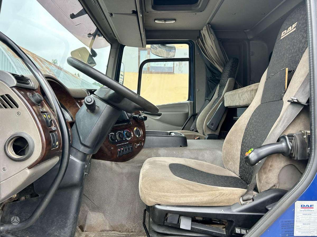 DAF CF85.410, hooklift trucks