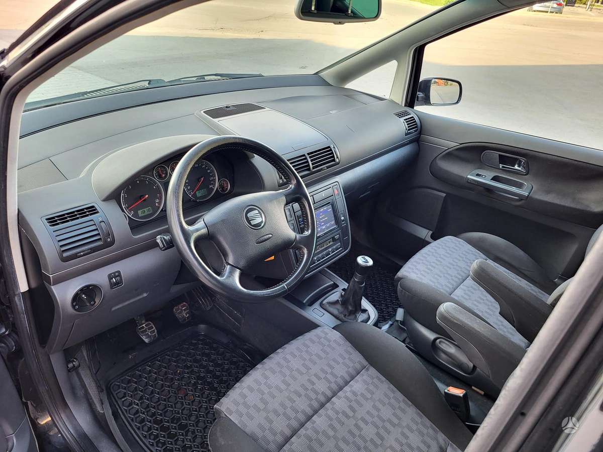 Seat Alhambra, 2.8 l., Минивэн