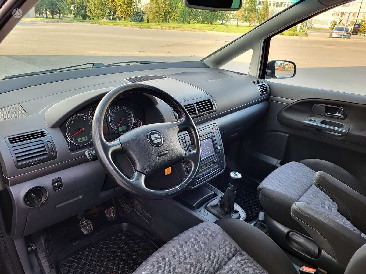 Seat Alhambra, 2.8 l., Минивэн