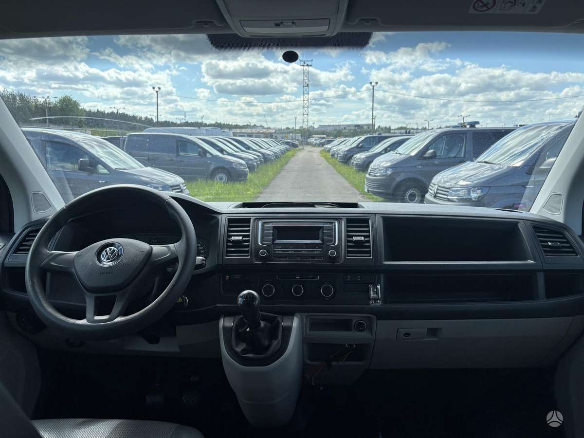 Volkswagen Transporter - 8