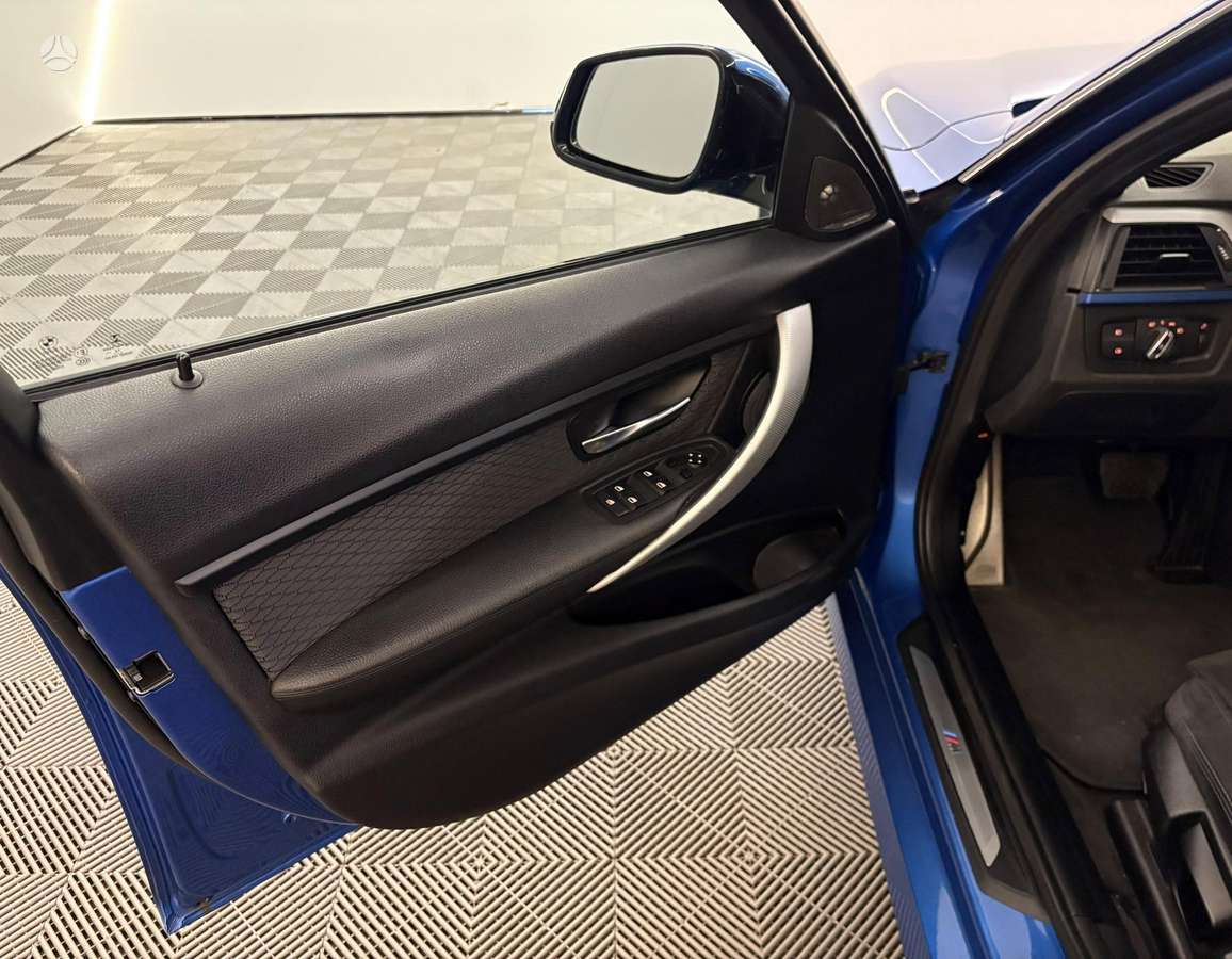 BMW 320, 2.0 l., Универсал