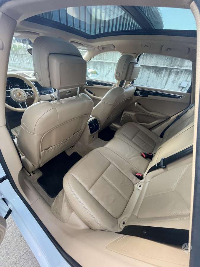 Porsche Macan, Внедорожник / Кроссовер