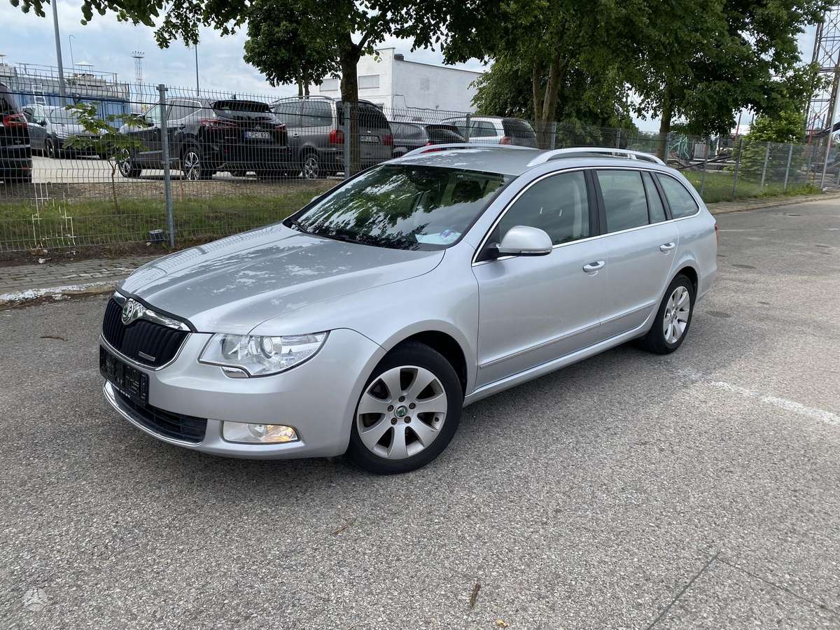 Skoda Superb, 1.6 l., universalas