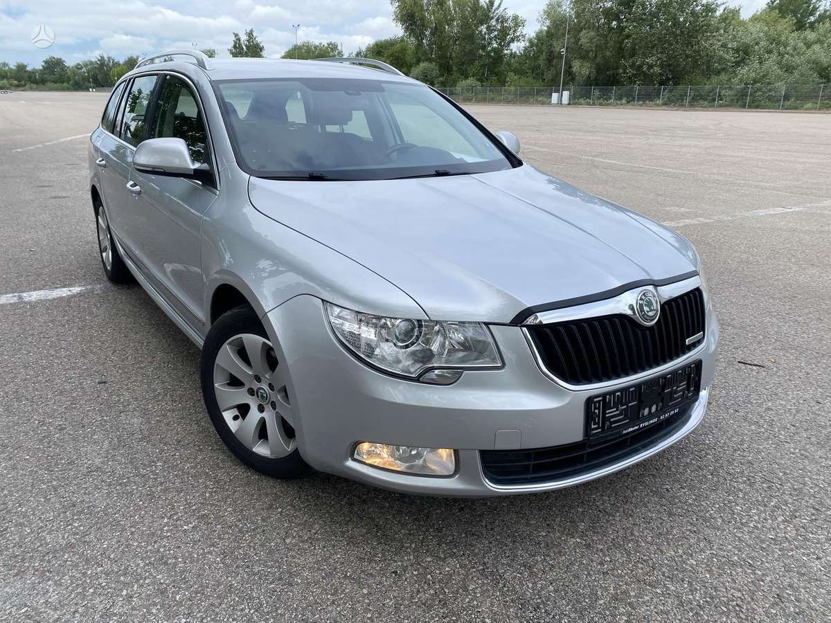 Skoda Superb, 1.6 l., universalas