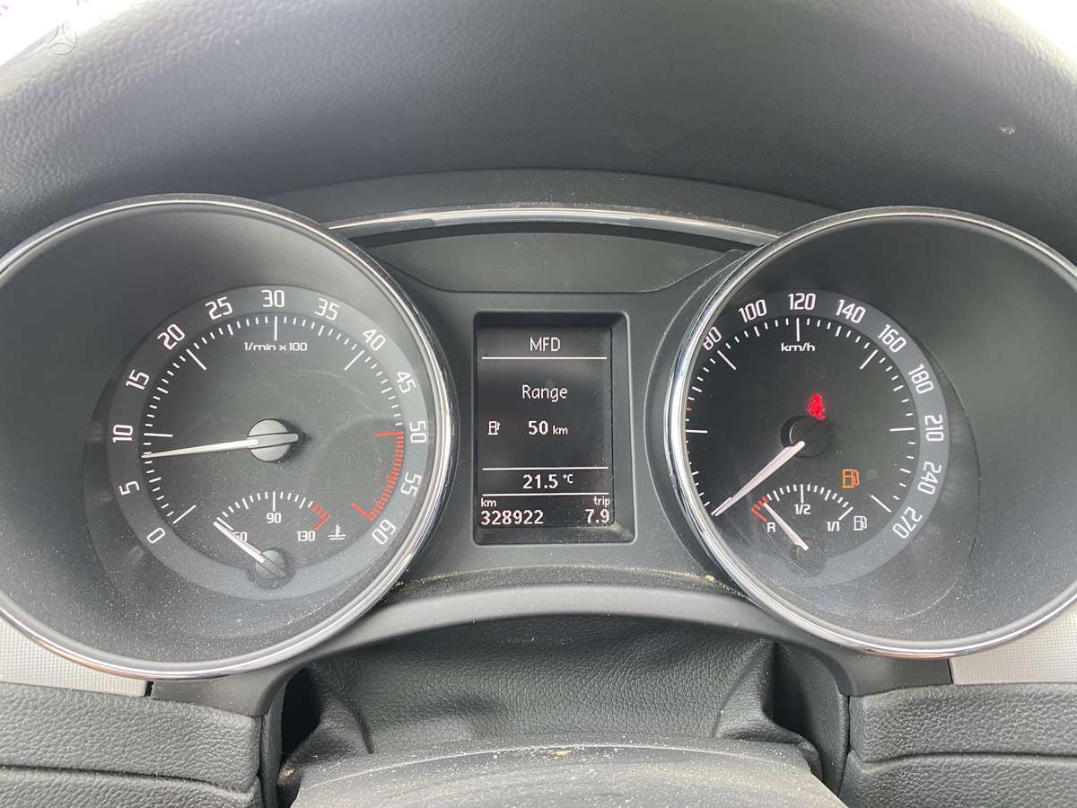 Skoda Superb, 1.6 l., universalas