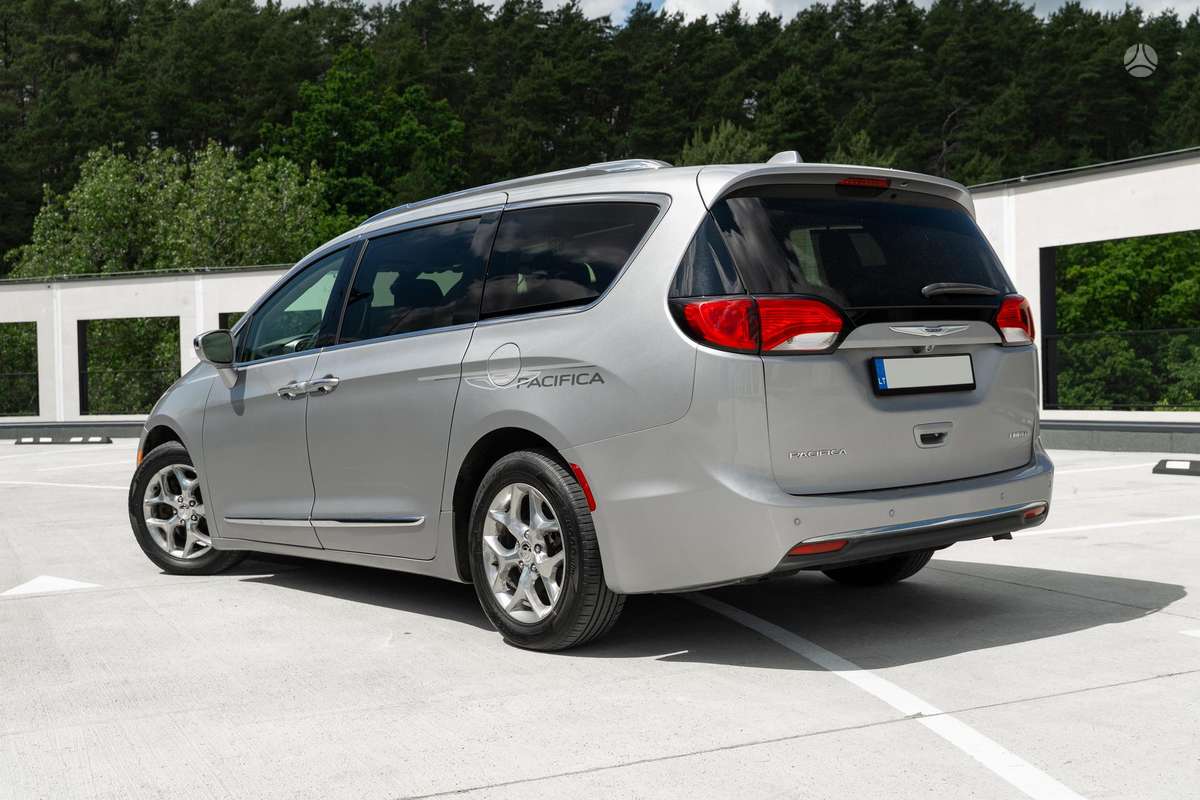 Chrysler Pacifica, 3.6 l., Минивэн