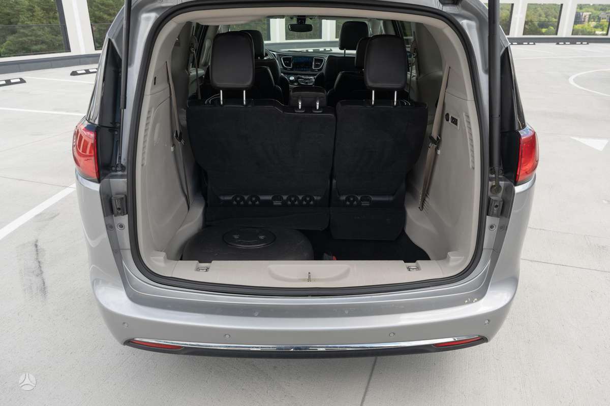 Chrysler Pacifica, 3.6 l., Минивэн