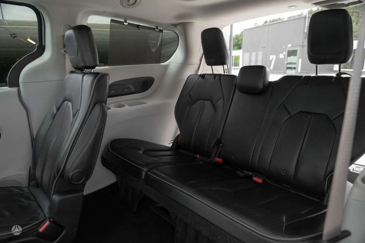 Chrysler Pacifica, 3.6 l., Минивэн