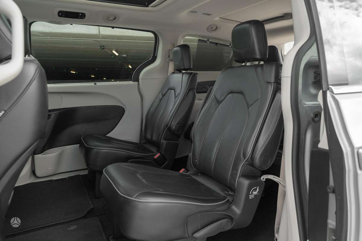 Chrysler Pacifica, 3.6 l., Минивэн