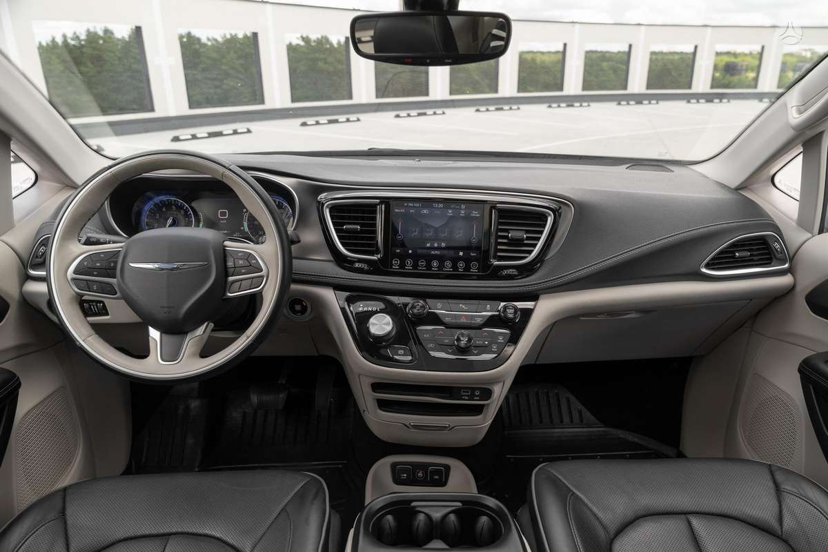 Chrysler Pacifica, 3.6 l., Минивэн