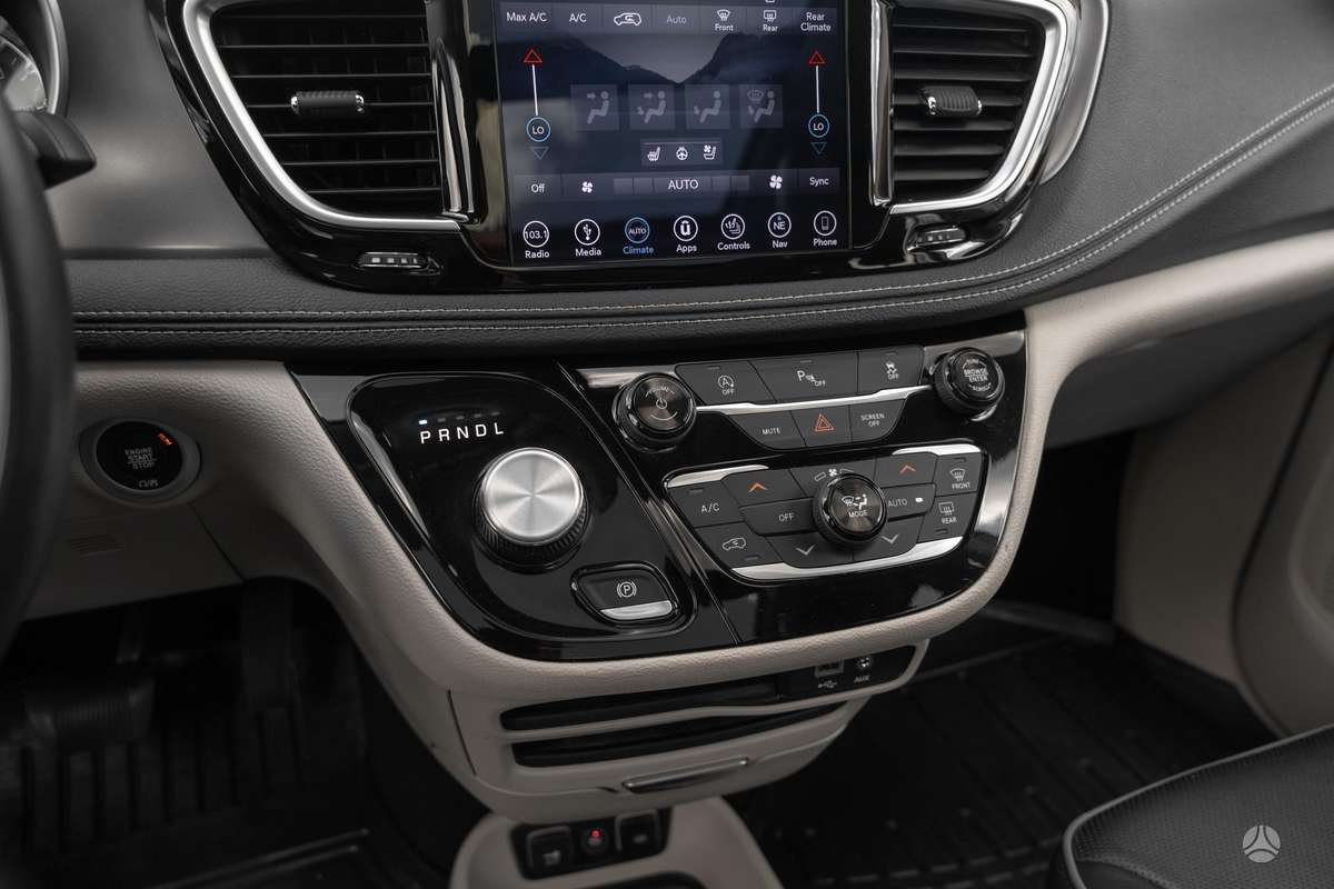 Chrysler Pacifica, 3.6 l., Минивэн