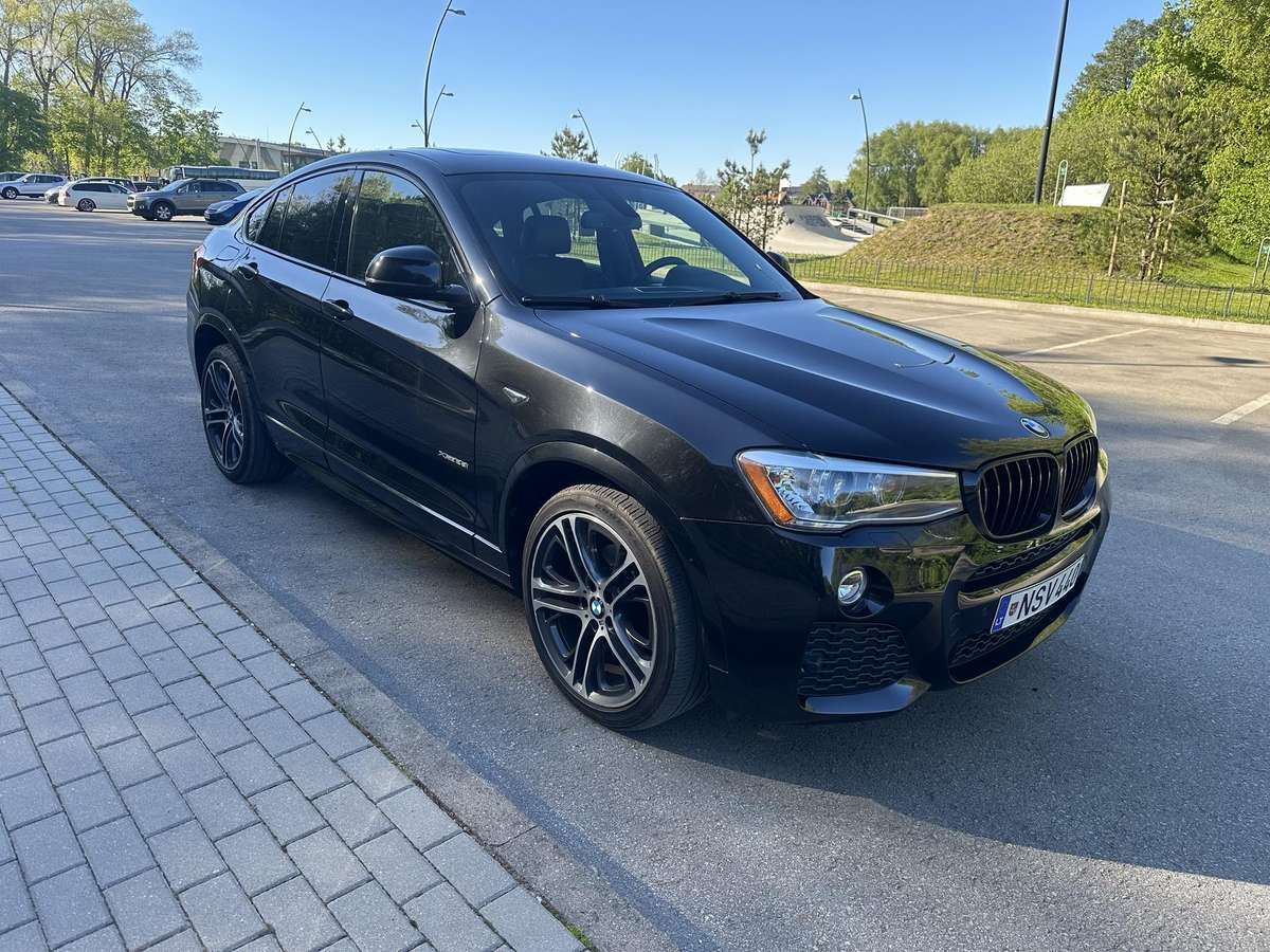 BMW X4, 2.0 l., Седан