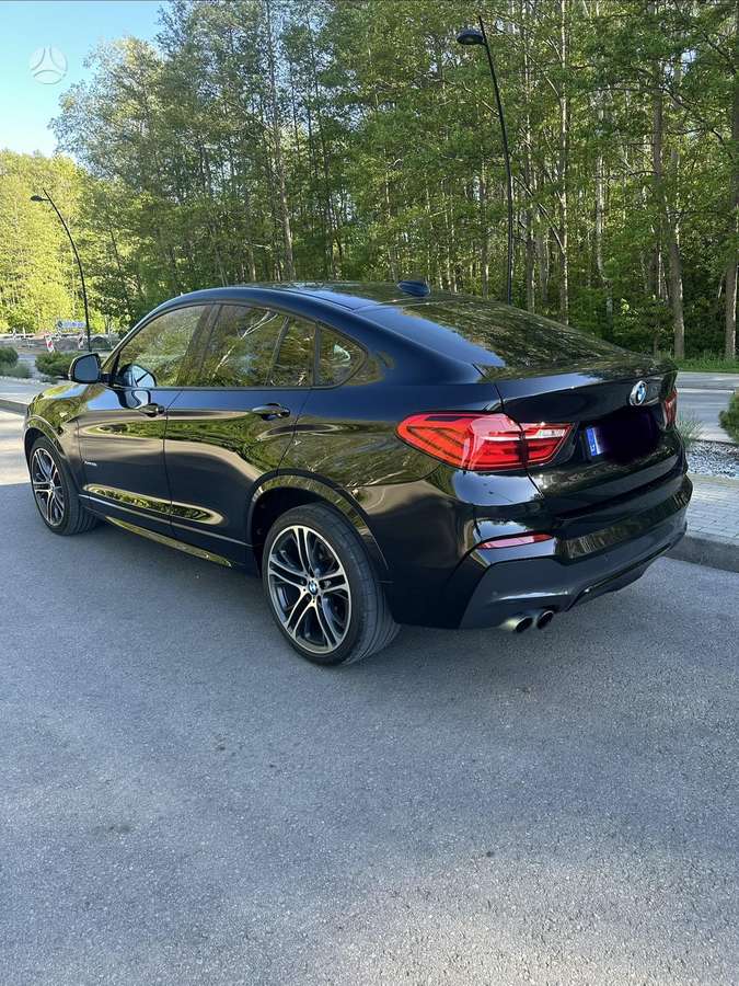 BMW X4, 2.0 l., Седан