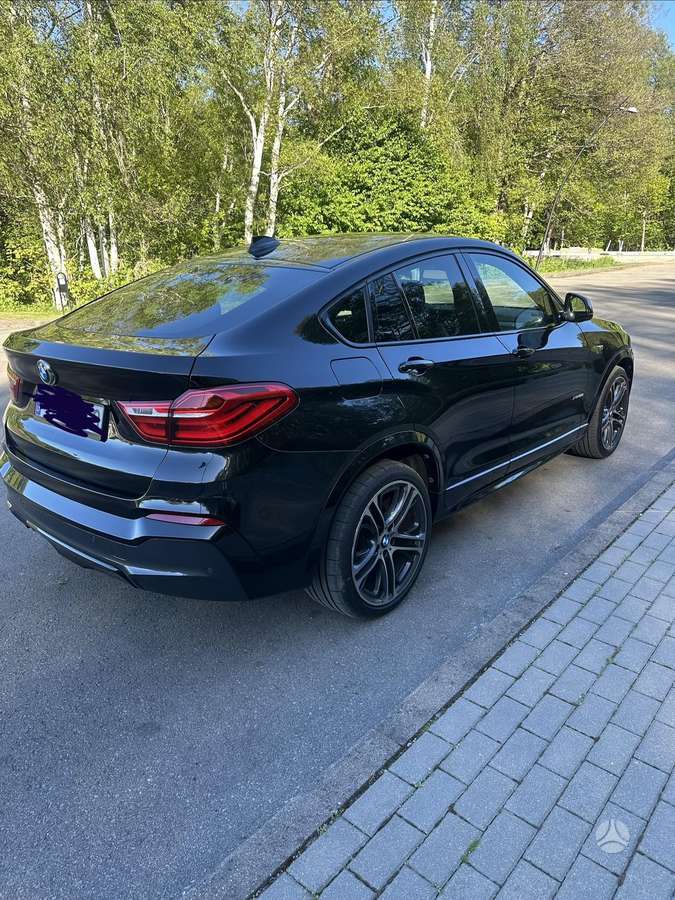 BMW X4, 2.0 l., Седан