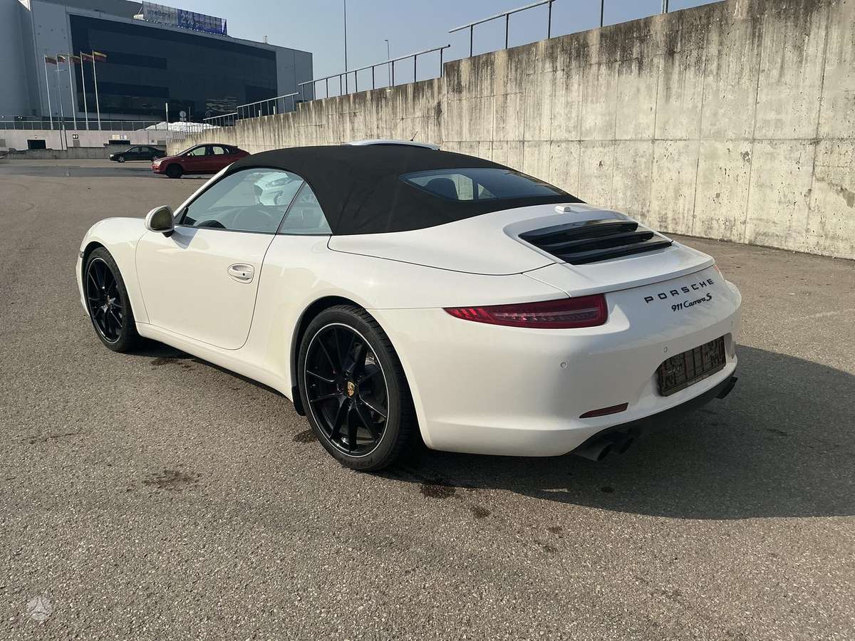 Porsche 911 - 10