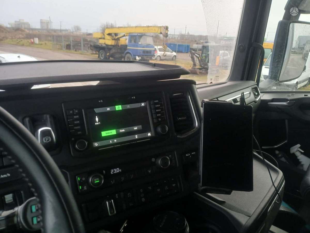 Scania R500 Hydraulic, single sleeper