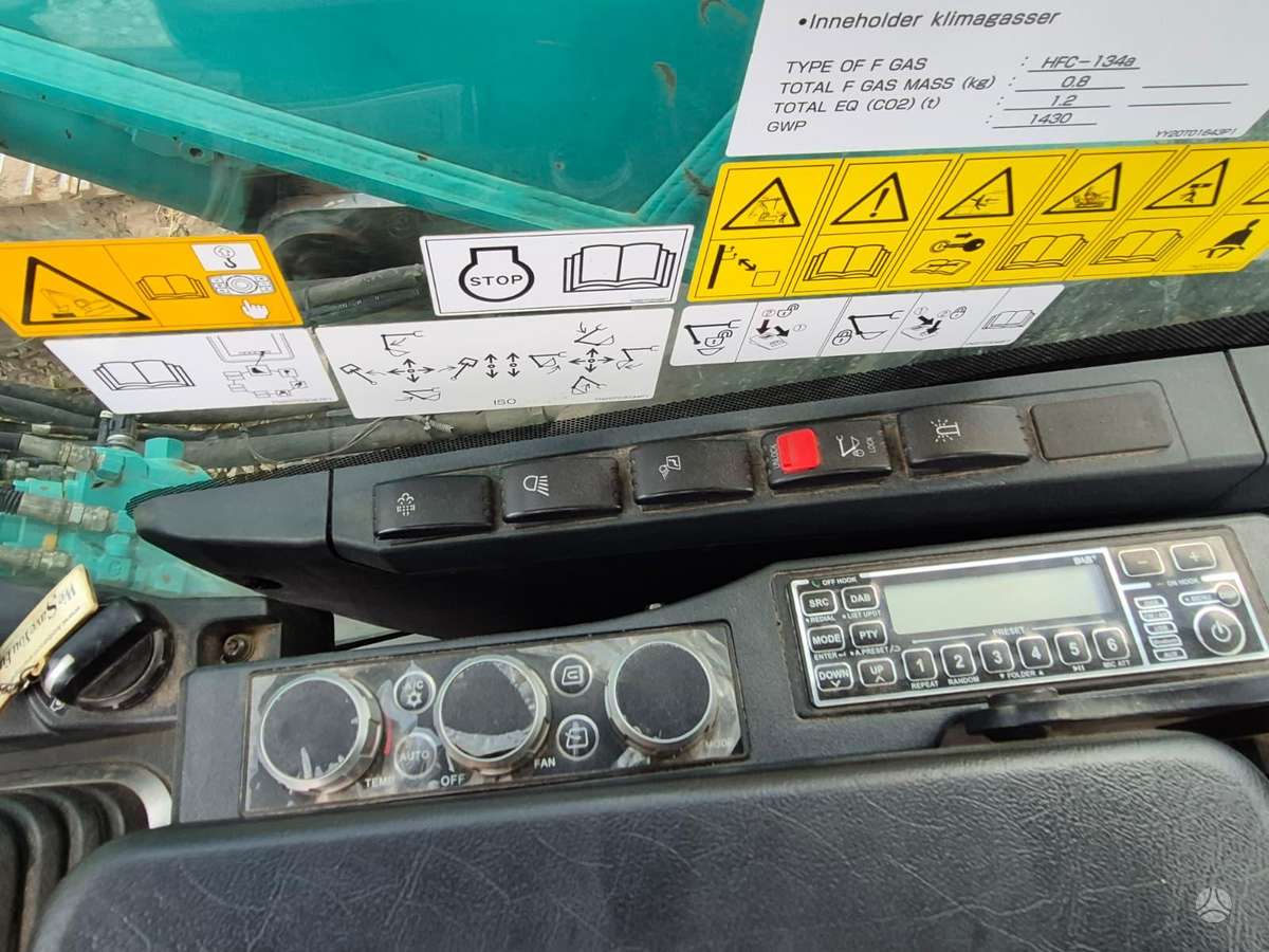 Kobelco SK210LC-11, экскаваторы