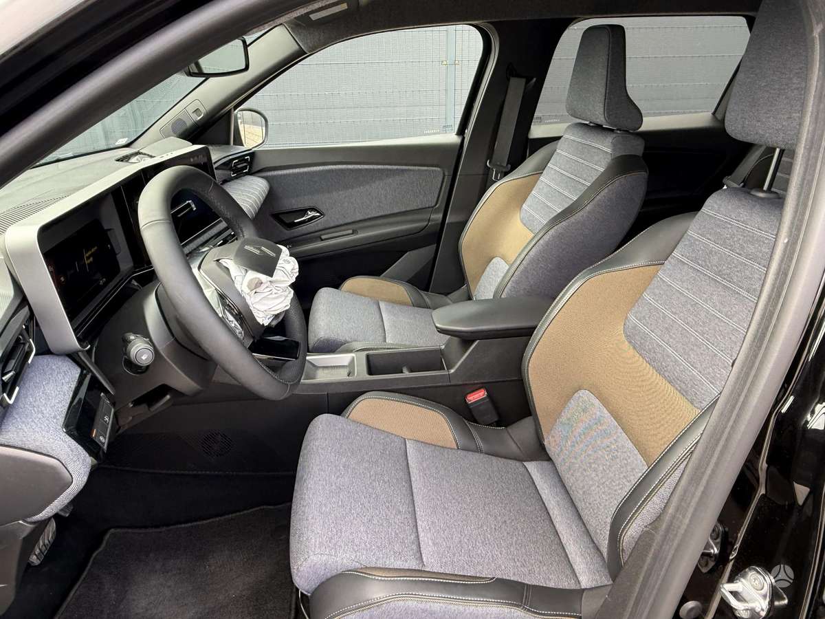 Renault 5 E-Tech, 40 kWh, hatchback