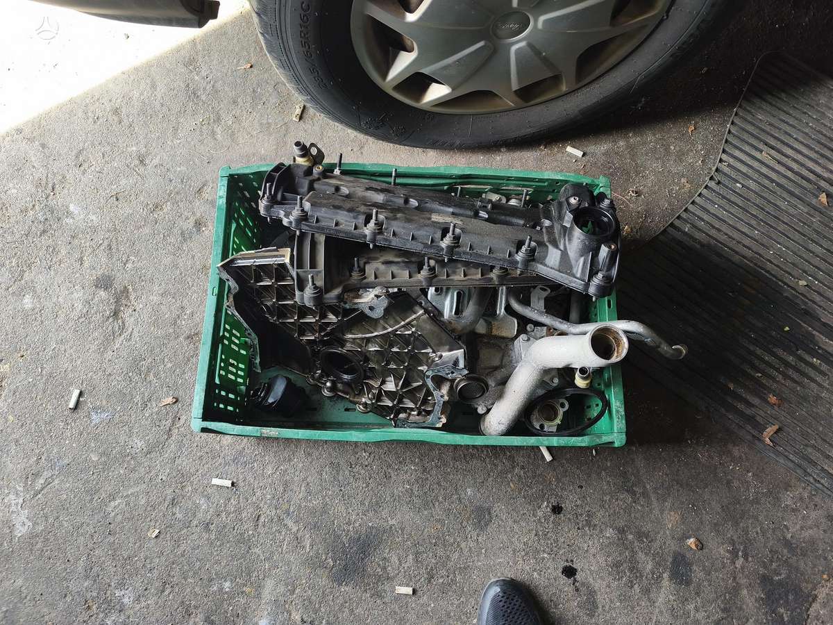 Jeep Grand Cherokee engine parts