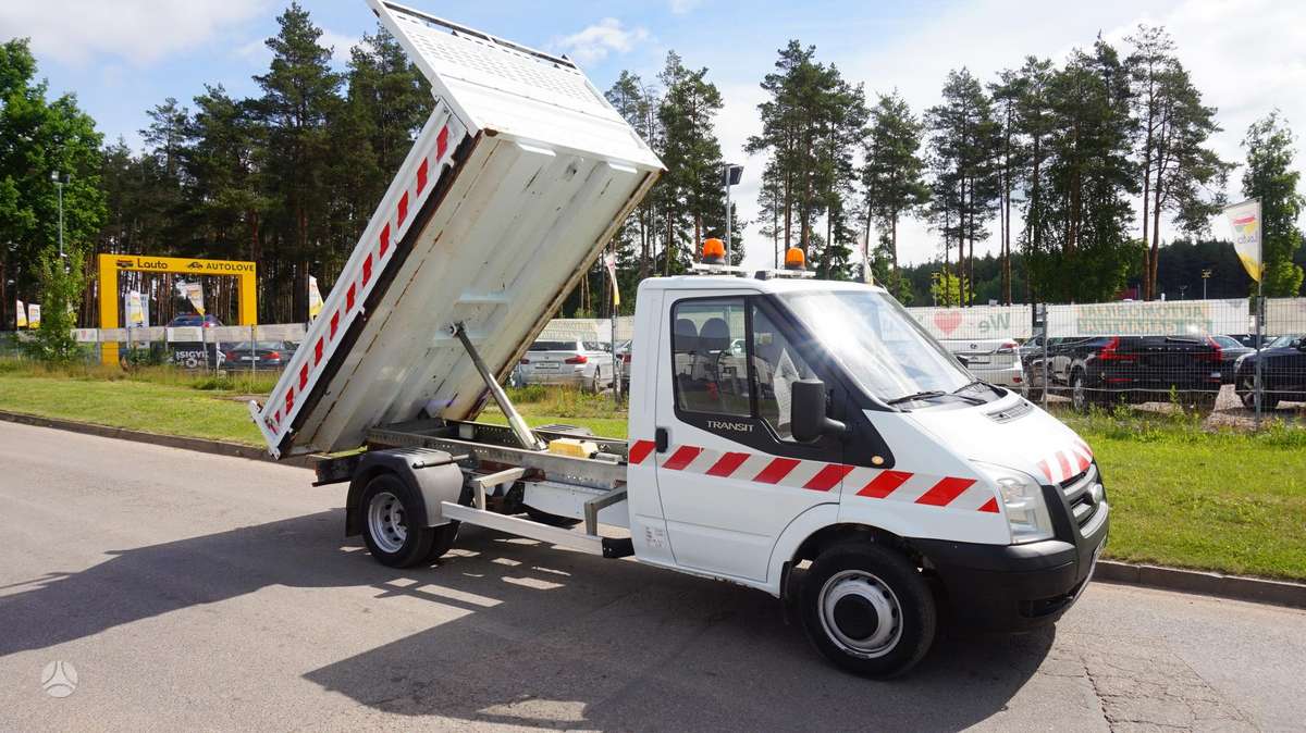 Ford Transit, 2.4 l., cargo van