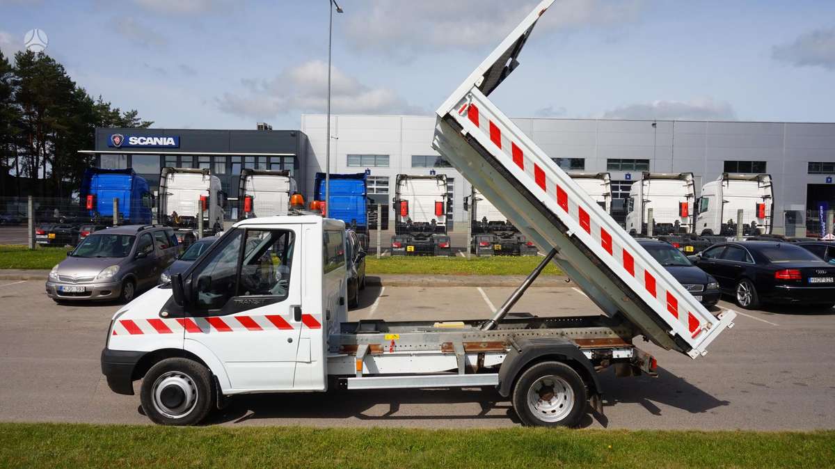 Ford Transit, 2.4 l., cargo van