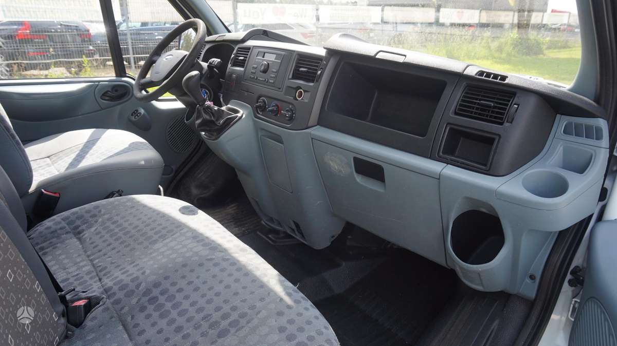 Ford Transit, 2.4 l., cargo van