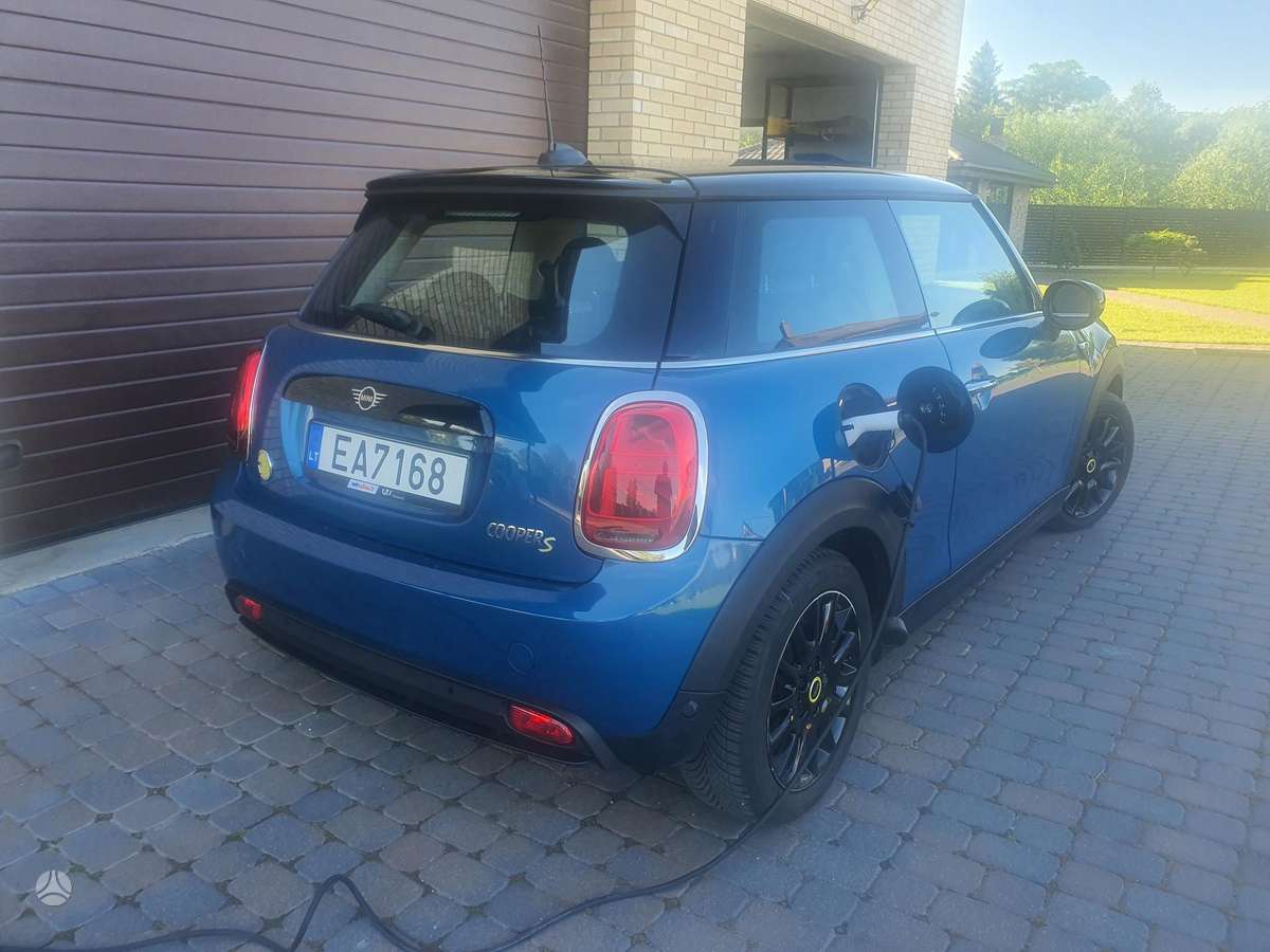 Mini Cooper SE, coupe