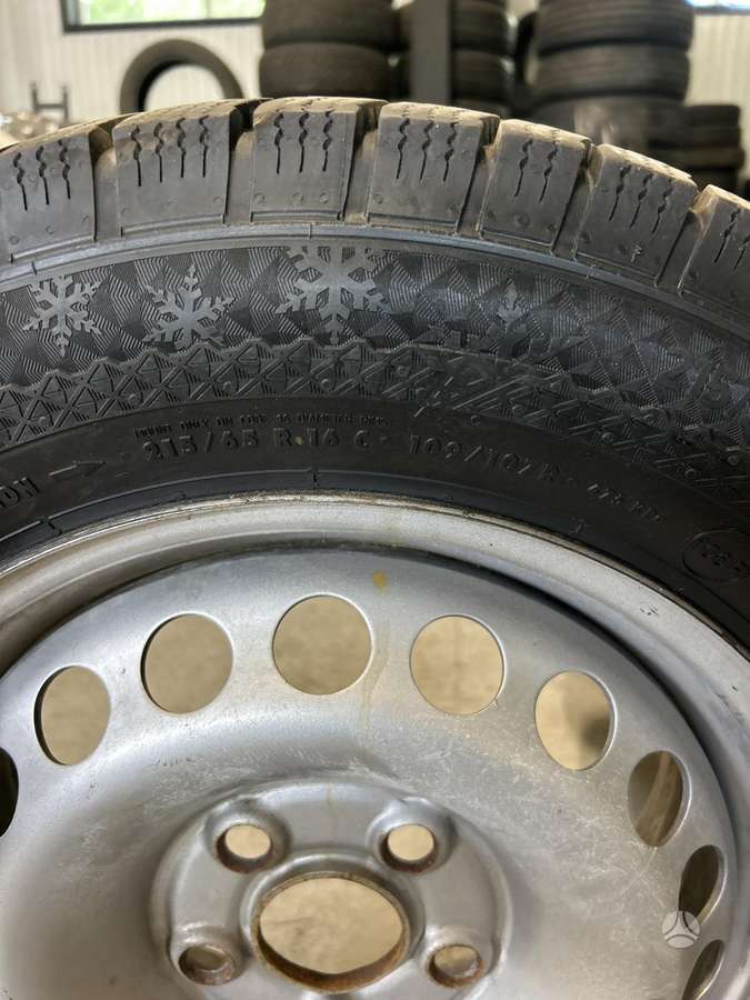 Continental, всесезонные 215/65 R16