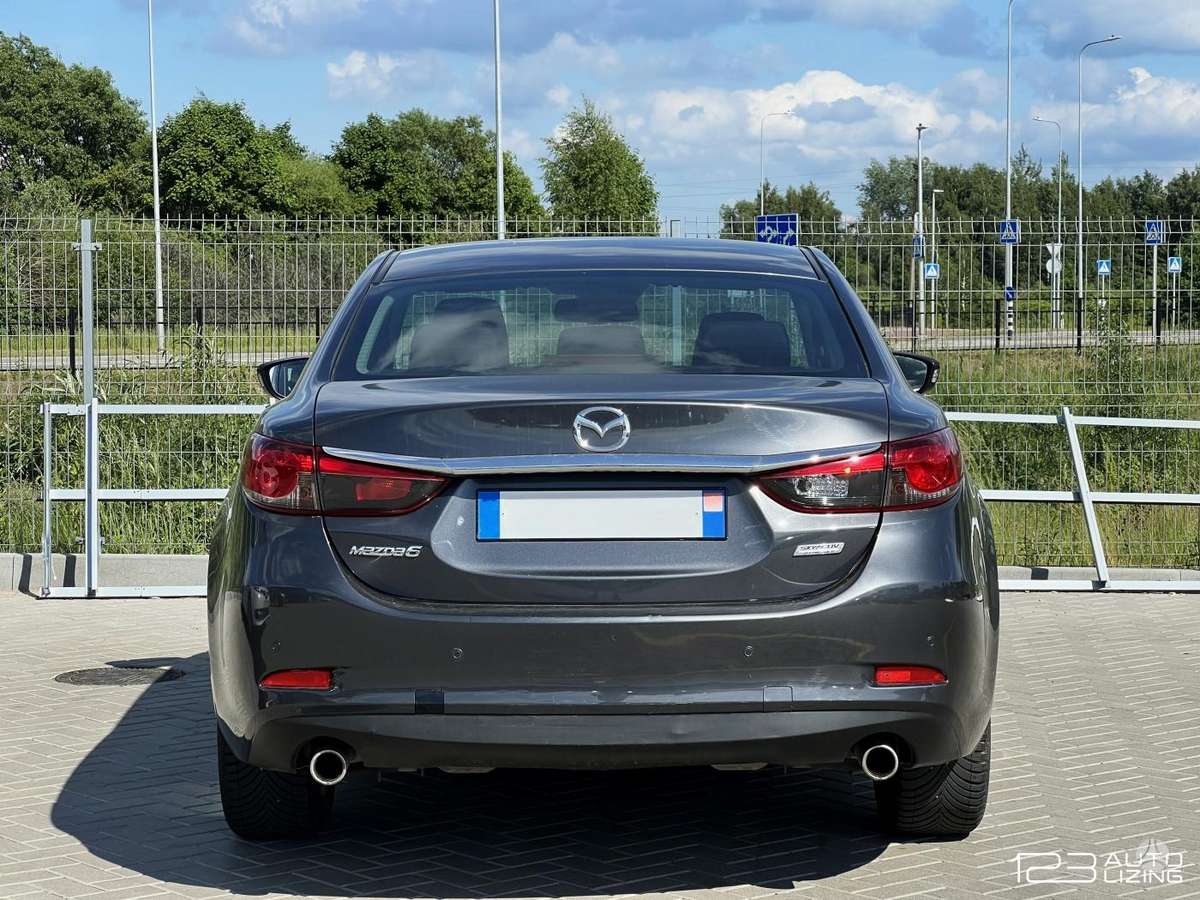 Mazda 6, 2.2 l., Седан