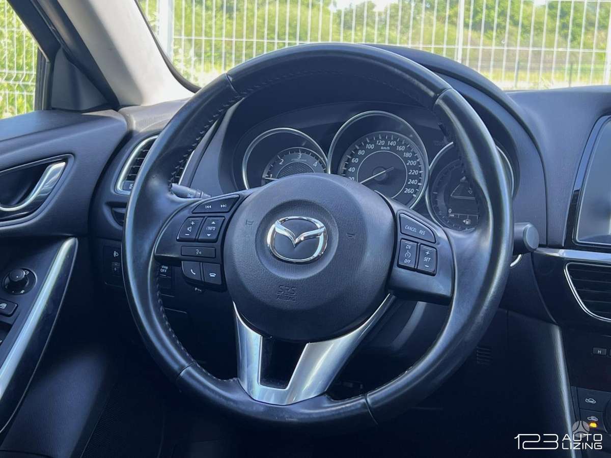 Mazda 6, 2.2 l., Седан
