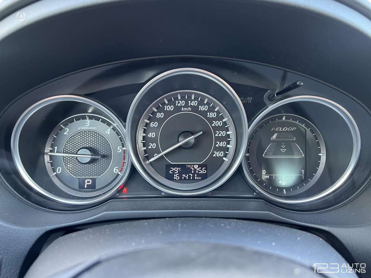 Mazda 6, 2.2 l., Седан