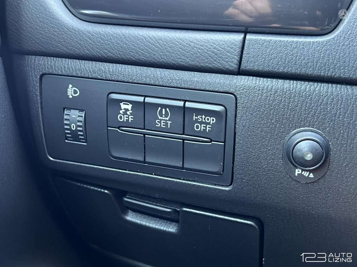 Mazda 6, 2.2 l., Седан