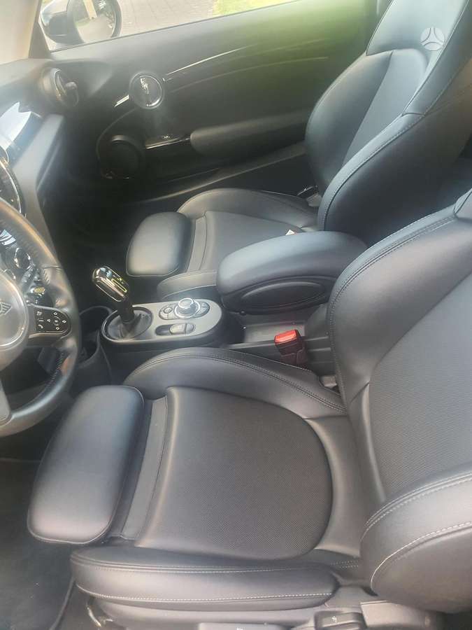 Mini Cooper SE, coupe