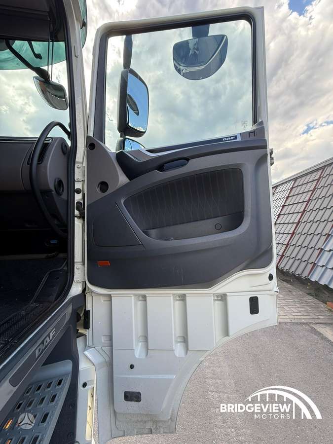 DAF XF480, double sleeper