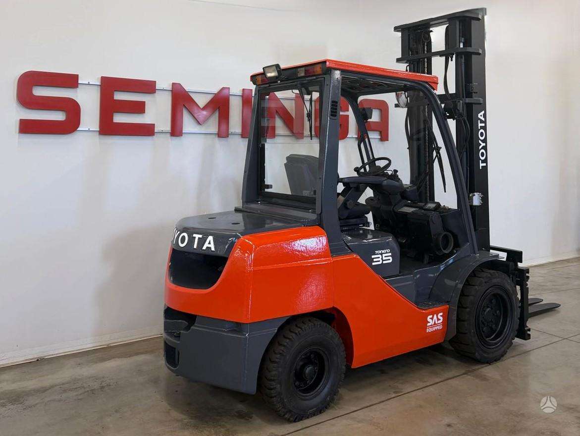 Toyota 11210 - 02-8FDJF35, forklifts