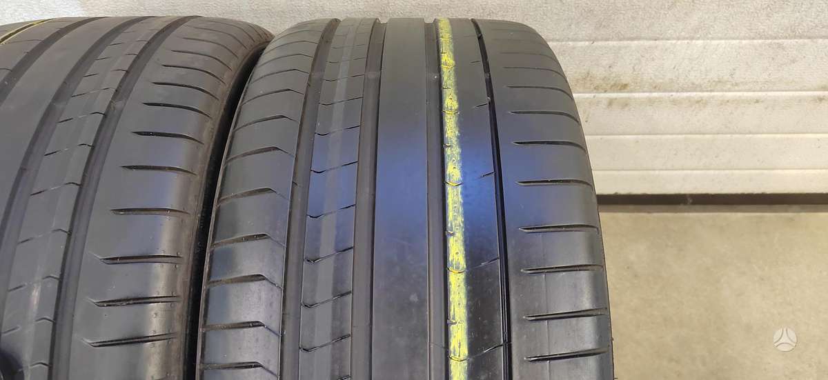 Pirelli P Zero PZ4, летние 275/30 R20
