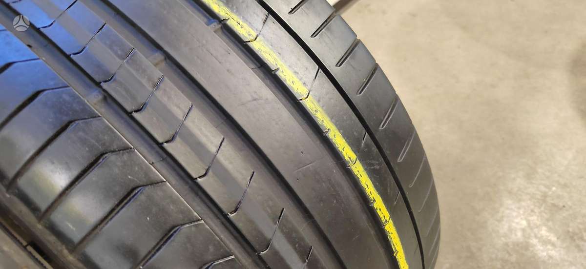 Pirelli P Zero PZ4, летние 275/30 R20
