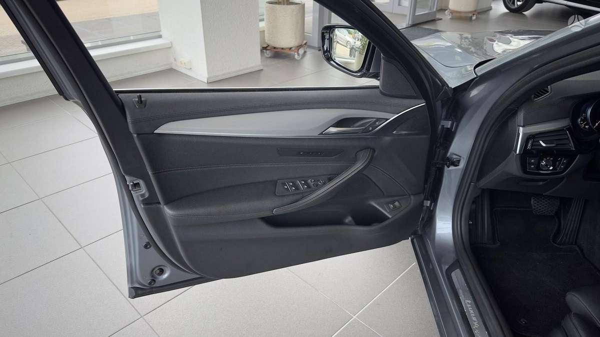BMW 520, 2.0 l., universalas