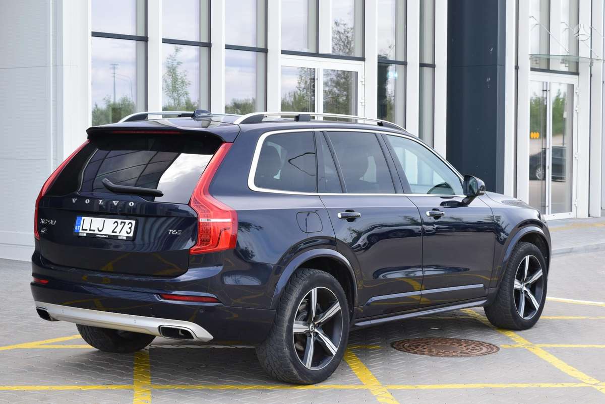 Volvo XC90 - 4