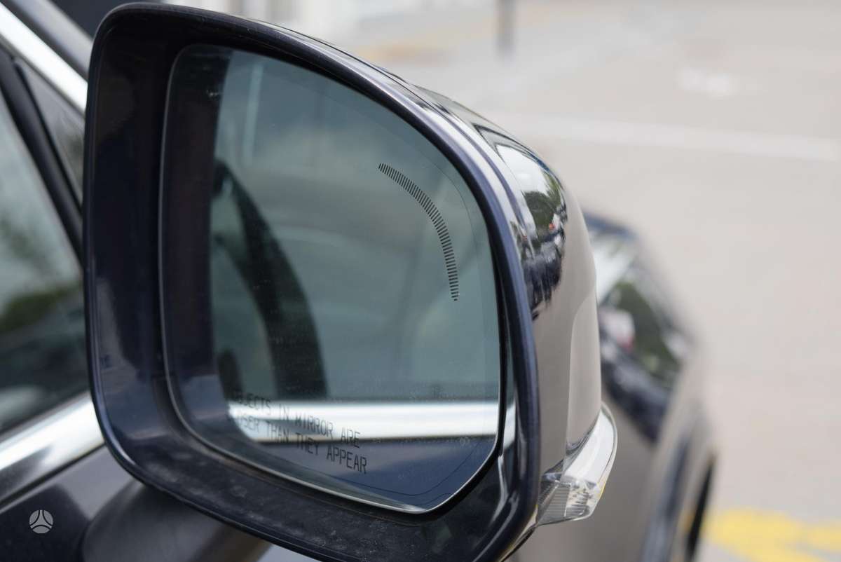 Volvo XC90 - 8