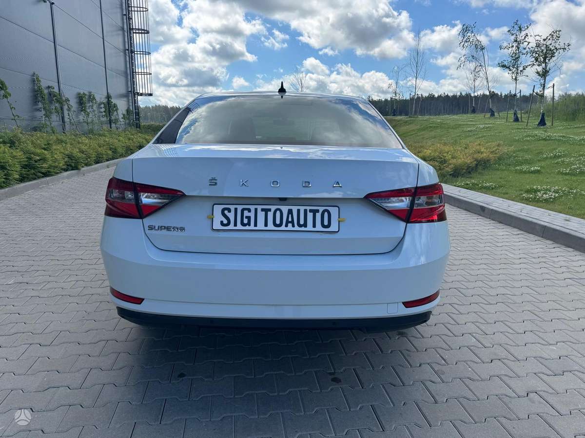 Skoda Superb, 2.0 l., hatchback