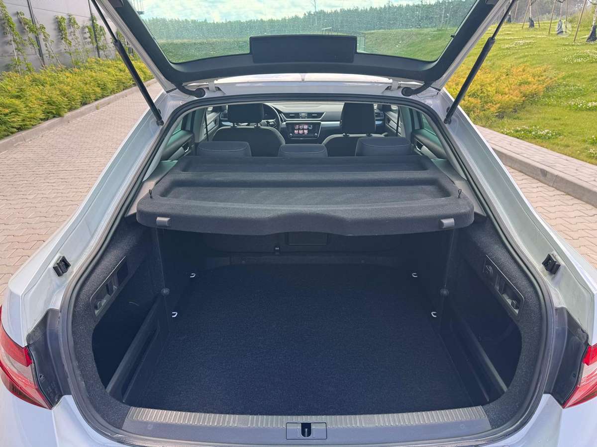 Škoda Superb - 8