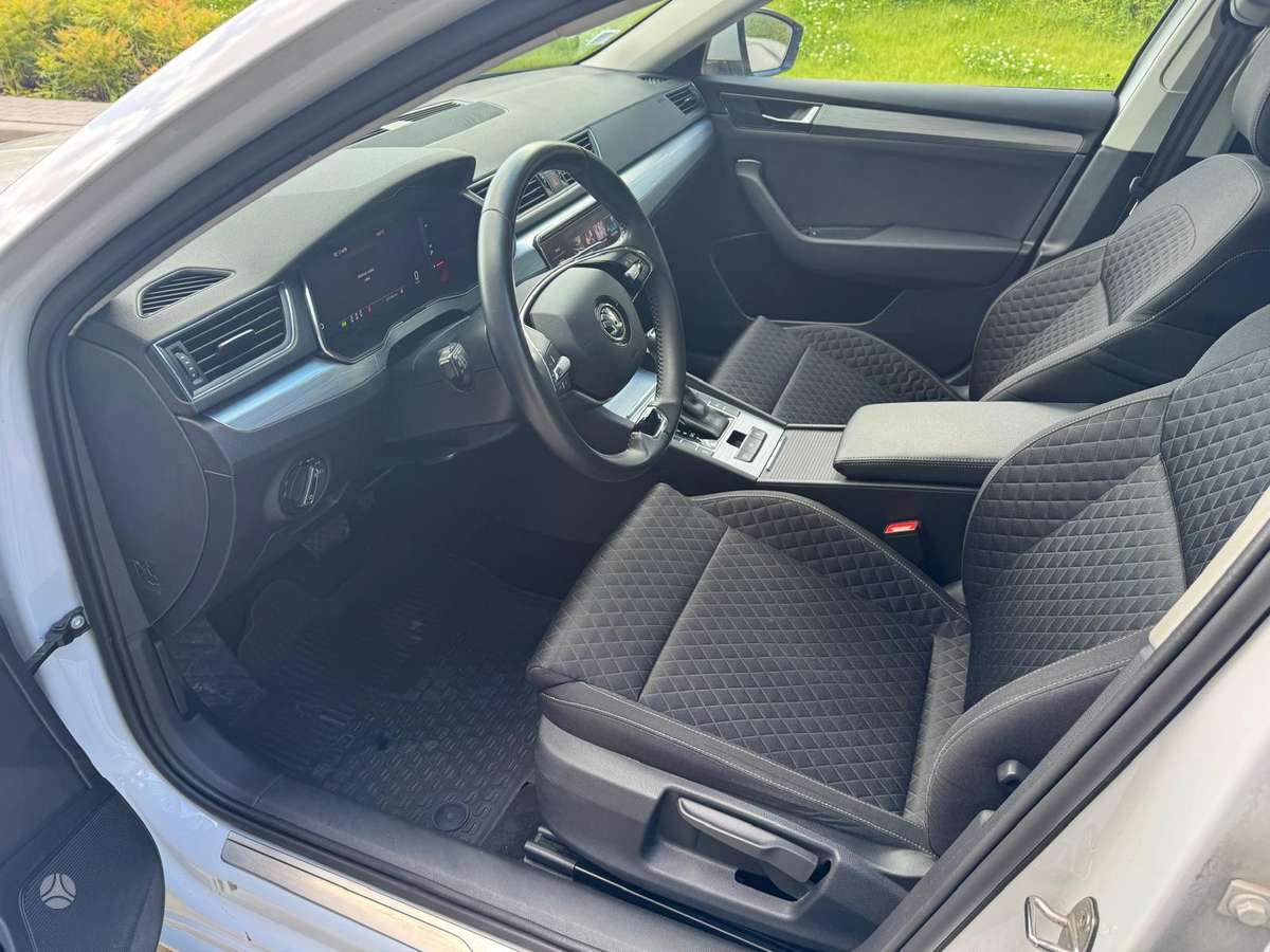 Skoda Superb, 2.0 l., hatchback