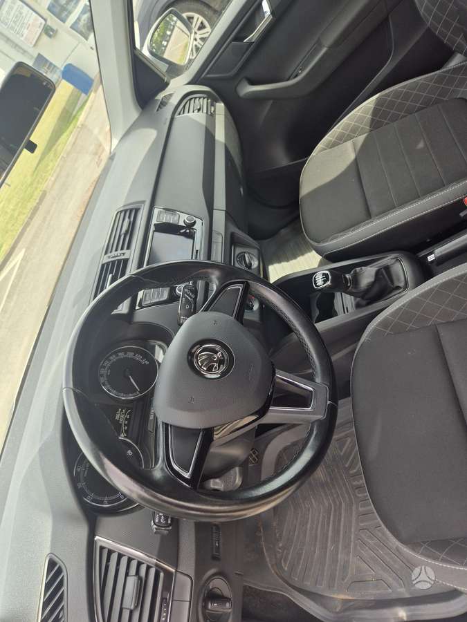 Škoda Fabia - 9