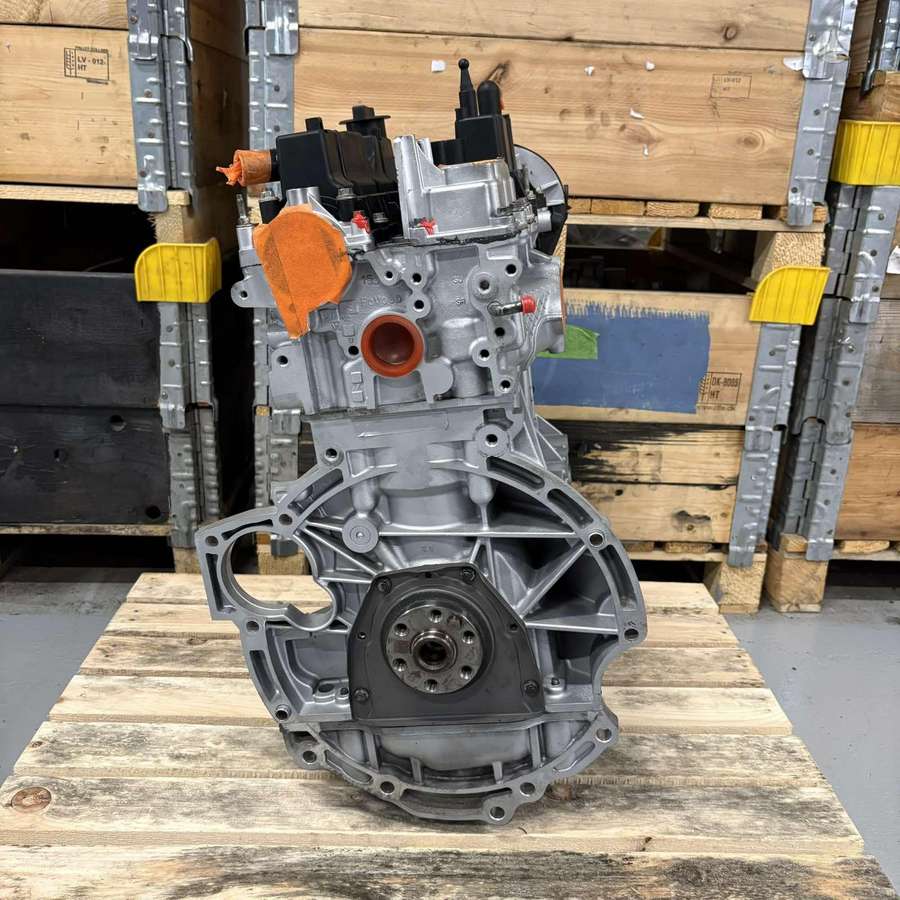 Ford Mondeo, UNCE, engine