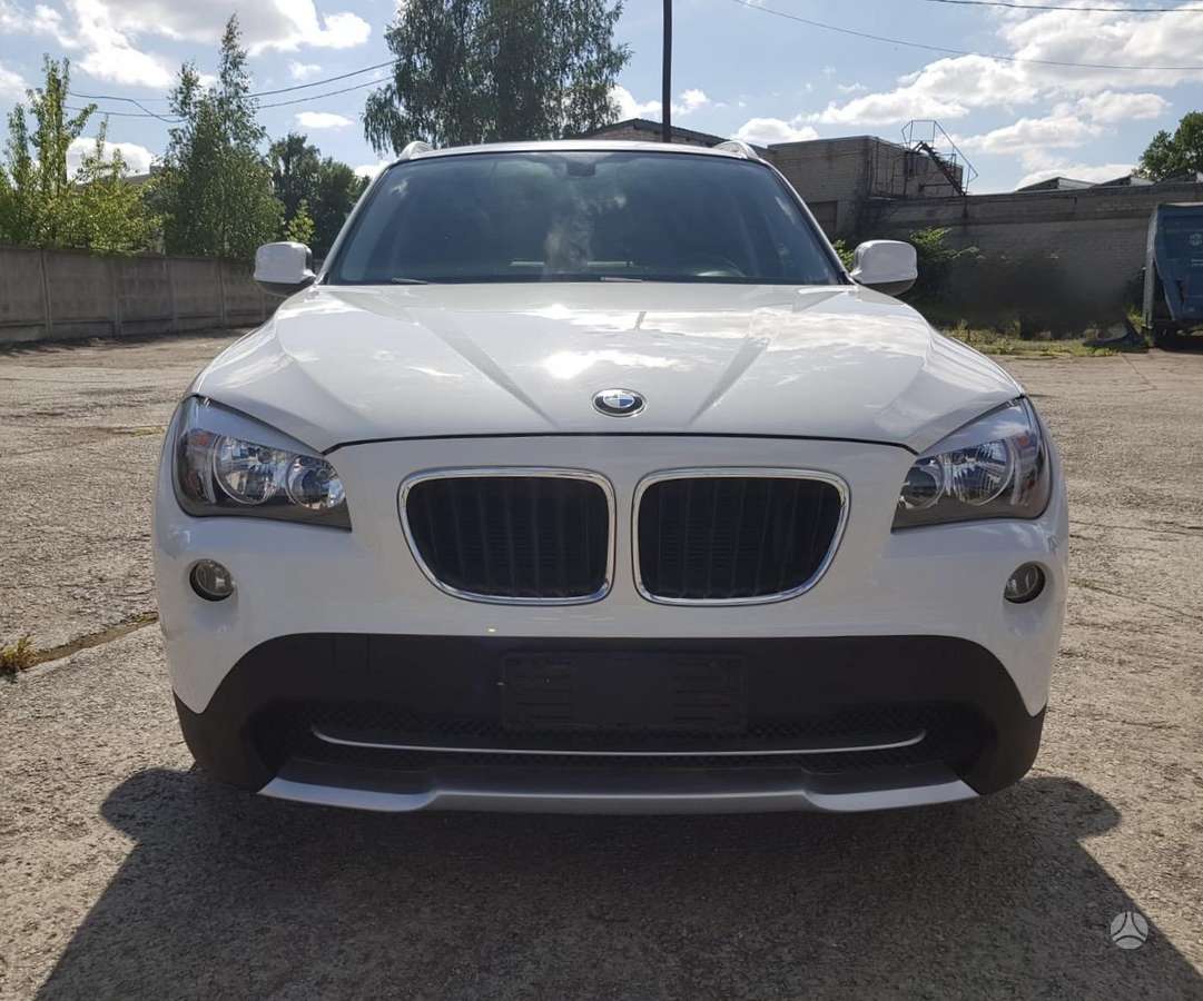 BMW X1, 2.0 l., Внедорожник / Кроссовер
