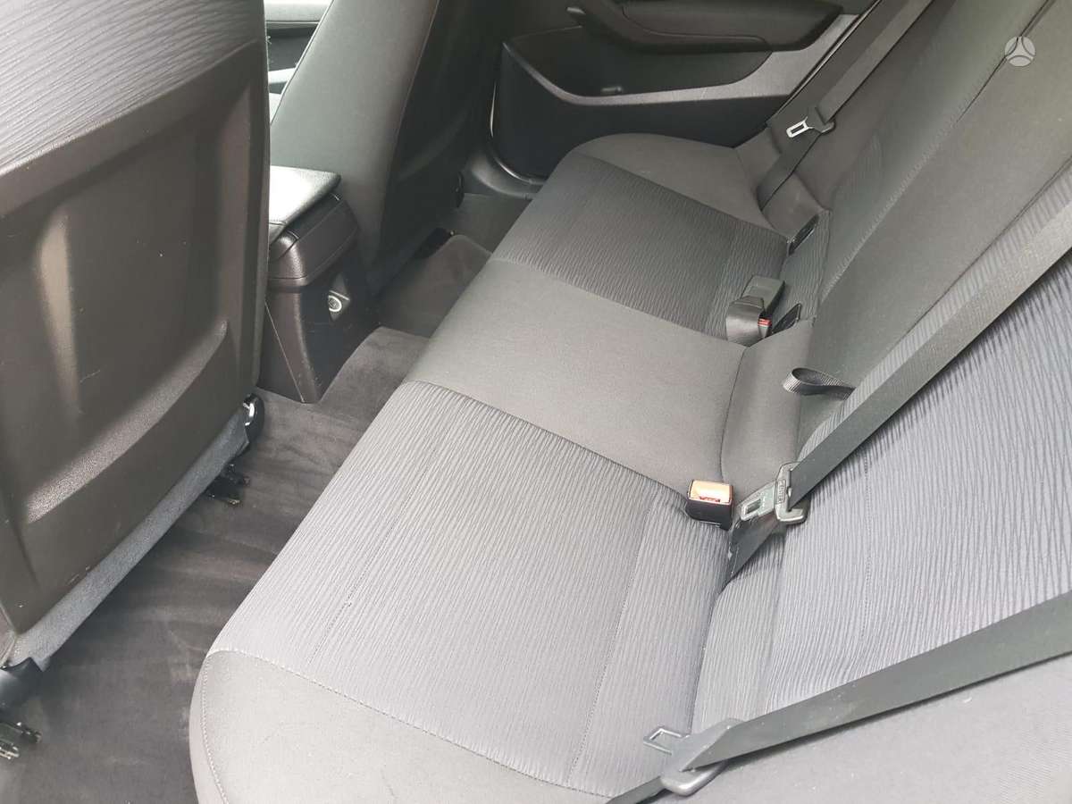 BMW X1, 2.0 l., off-road / crossover
